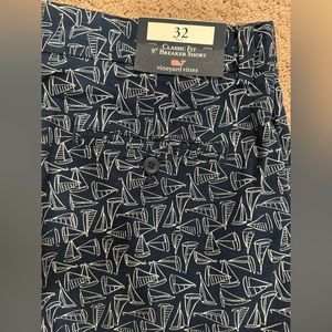 Vineyard vines shorts